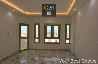 شقة - 2 غرف نوم - 1 حمام للبيع في حى الهضبة - الغردقة - محافظة البحر الاحمر