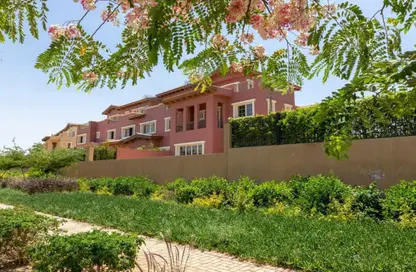 Villa - 4 Bedrooms - 3 Bathrooms for sale in Hyde Park - 5th Settlement Compounds - The 5th Settlement - New Cairo City - Cairo