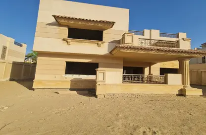 فيلا - 5 غرف نوم - 4 حمامات للبيع في رويال سيتي - كمبوندات الشيخ زايد - الشيخ زايد - الجيزة