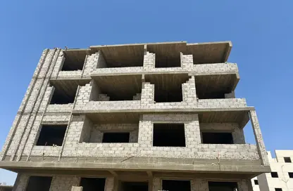 Apartment - 3 Bedrooms - 2 Bathrooms for sale in Bait Alwatan - The 5th Settlement - New Cairo City - Cairo