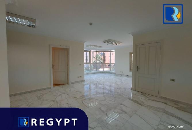 8125639 - Property Image 3
