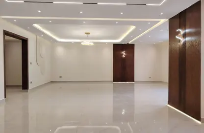 شقة - 3 غرف نوم - 3 حمامات للبيع في شارع عباس العقاد - المنطقة الأولى - مدينة نصر - القاهرة