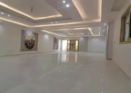 شقة - 3 غرف نوم - 2 حمامات للبيع في البوابة الاولي - خوفو - حدائق الاهرام - الجيزة