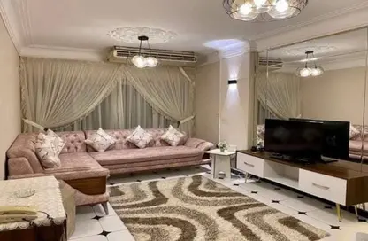 Apartment - 2 Bedrooms - 1 Bathroom for rent in Dar Al Defaa El Gawy St. - Ard El Golf - Heliopolis - Masr El Gedida - Cairo