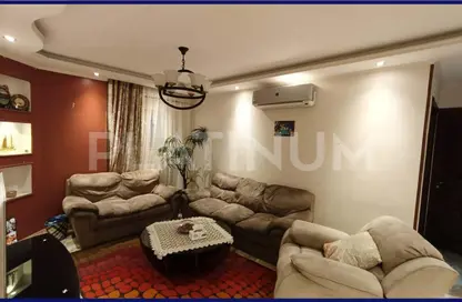 Apartment - 3 Bedrooms - 1 Bathroom for sale in Abo Qir St. - Glim - Hay Sharq - Alexandria
