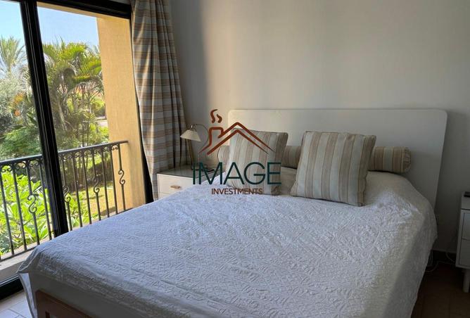 8214111 - Property Image 2