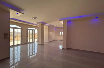 Penthouse - 3 Bedrooms - 3 Bathrooms for rent in Al Narges 3 - Al Narges - New Cairo City - Cairo