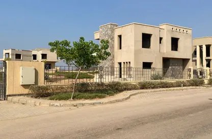 Villa - 3 Bedrooms - 5 Bathrooms for sale in Ivy - Cairo Alexandria Desert Road - Giza