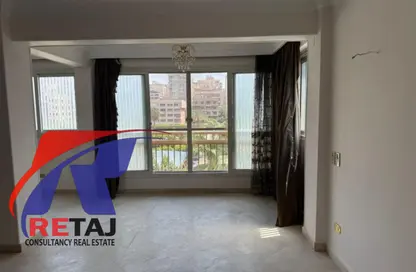 Apartment - 2 Bedrooms - 1 Bathroom for rent in Makram Ebeid St. - 6th Zone - Nasr City - Cairo