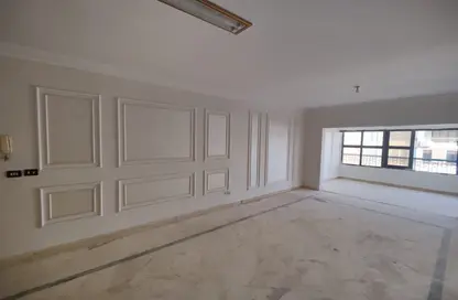 Apartment - 3 Bedrooms - 2 Bathrooms for rent in Saeed Zakaria St. - Al Sefarat District - Nasr City - Cairo
