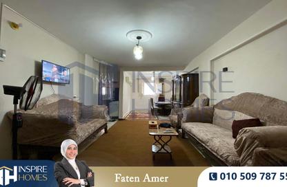 Apartment - 2 Bedrooms - 1 Bathroom for rent in Al Nasr St. - Smouha - Hay Sharq - Alexandria