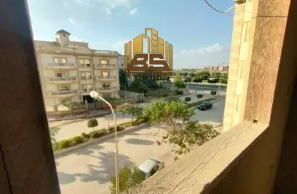 Apartment - 3 Bedrooms - 2 Bathrooms for sale in Al Sahafa St. - 9th District - Obour City - Qalyubia