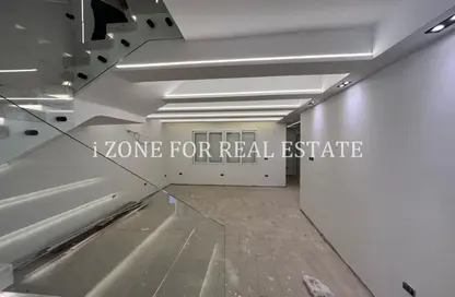 فيلا - 4 غرف نوم - 5 حمامات للايجار في ميفيدا - كمبوندات التجمع الخامس - التجمع الخامس - مدينة القاهرة الجديدة - القاهرة