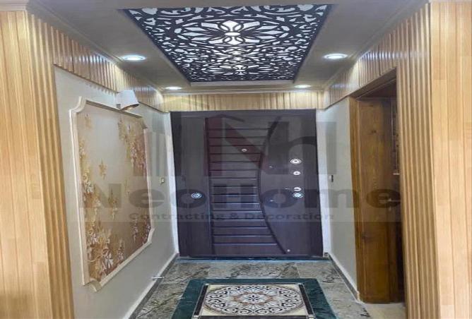 8276300 - Property Image 2