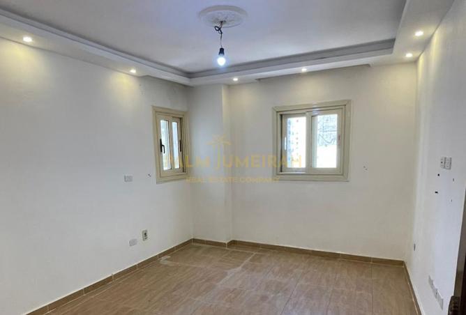 8121255 - Property Image 2