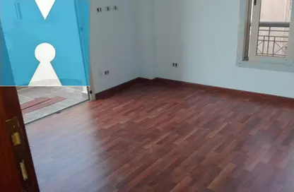 شقة - 3 غرف نوم - 2 حمامات للبيع في اوبرا سيتي - الحي السادس - الشيخ زايد - الجيزة