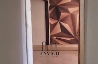 Apartment - 4 Bedrooms - 1 Bathroom for sale in Mohamed Mandour St. - 1st Zone - Nasr City - Cairo