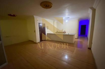 Apartment - 2 Bedrooms - 1 Bathroom for rent in Al Hosary - 6 October City - Giza