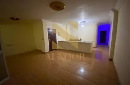 Apartment - 2 Bedrooms - 1 Bathroom for rent in Al Hosary - 6 October City - Giza