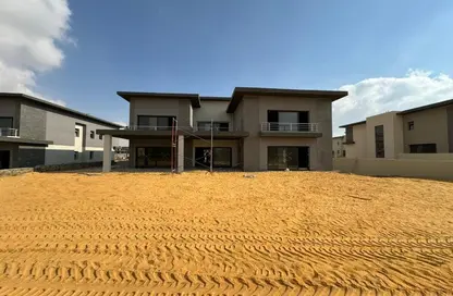 Villa - 5 Bedrooms - 6 Bathrooms for sale in Swan Lake Residence - 5th Settlement Compounds - The 5th Settlement - New Cairo City - Cairo