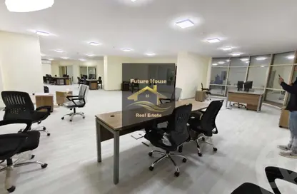 Office Space - Studio - 6 Bathrooms for rent in Al Laselky St. - El Laselky - New Maadi - Hay El Maadi - Cairo