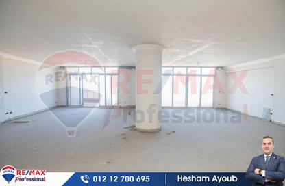 Office Space - Studio - 3 Bathrooms for rent in Al Geish Road - Glim - Hay Sharq - Alexandria