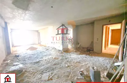 Apartment - 3 Bedrooms - 3 Bathrooms for sale in Sant Giyn St. - Kafr Abdo - Roushdy - Hay Sharq - Alexandria