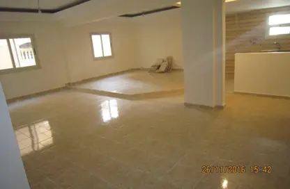 Apartment - 2 Bedrooms - 2 Bathrooms for rent in El Narges Buildings - Al Narges - New Cairo City - Cairo