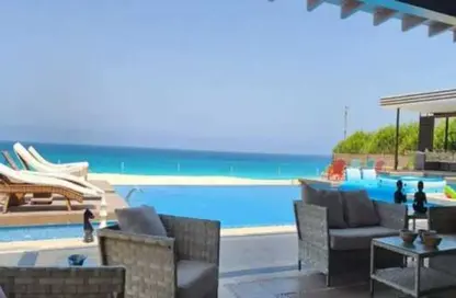 شاليه - 3 غرف نوم - 3 حمامات للبيع في كالي كوست - راس الحكمة - الساحل الشمالي