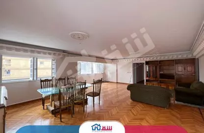 Apartment - 3 Bedrooms - 3 Bathrooms for sale in Shaarawy St. - Laurent - Hay Sharq - Alexandria