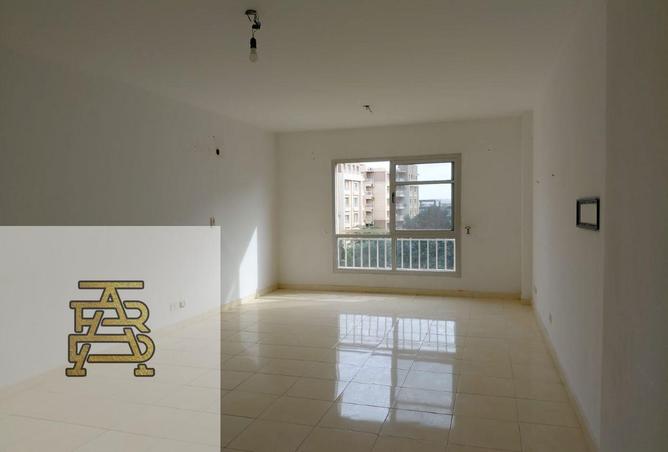 8220299 - Property Image 2