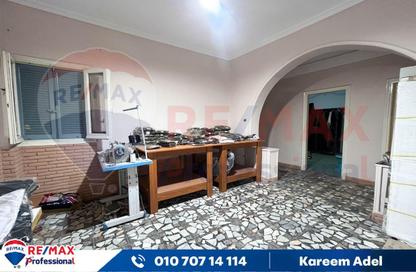 Office Space - Studio - 1 Bathroom for rent in Branched from Malk Hafni St. - Janaklees - Hay Sharq - Alexandria