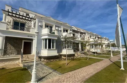 Townhouse - 3 Bedrooms - 3 Bathrooms for sale in Mountain View October Park - 6th District - 6 October City - Giza