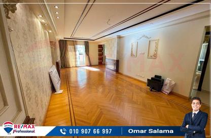 Apartment - 3 Bedrooms - 2 Bathrooms for rent in Albert Al Awal St. - Smouha - Hay Sharq - Alexandria