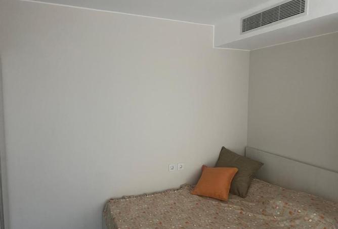 8182805 - Property Image 2