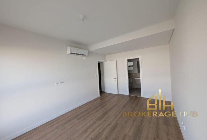8201924 - Property Main Image
