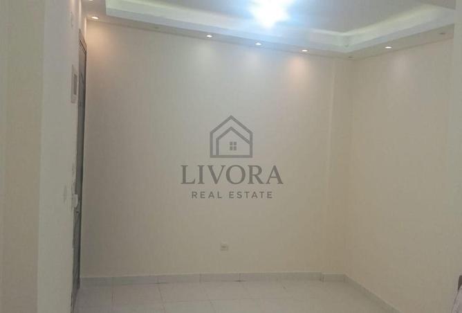 8223182 - Property Image 3