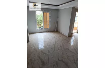 Apartment - 3 Bedrooms - 2 Bathrooms for sale in 8th District - Sheikh Zayed City - Giza