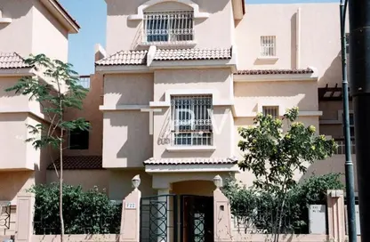 Townhouse - 4 Bedrooms - 5 Bathrooms for sale in Grand Residence - South Investors Area - New Cairo City - Cairo