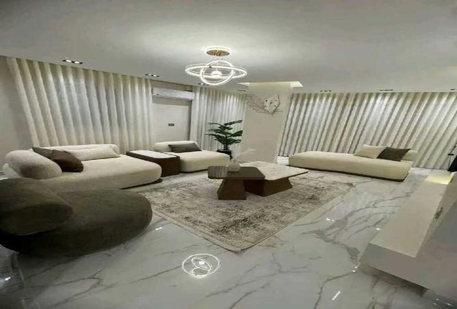 7977655 - Property Image 2
