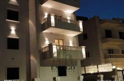 Apartment - 4 Bedrooms - 3 Bathrooms for sale in El Nady District - Shorouk City - Cairo