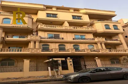 Apartment - 4 Bedrooms - 3 Bathrooms for sale in South Lotus - El Lotus - New Cairo City - Cairo