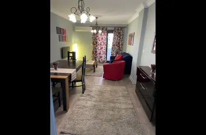 Apartment - 2 Bedrooms - 1 Bathroom for rent in Al Rehab - New Cairo City - Cairo