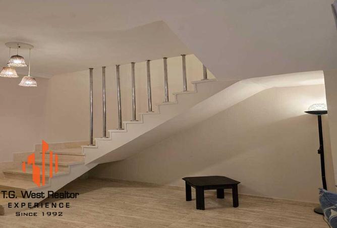 7956010 - Property Image 2