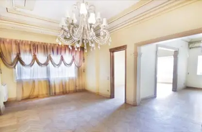 Apartment - 3 Bedrooms - 3 Bathrooms for sale in Zamalek - Cairo