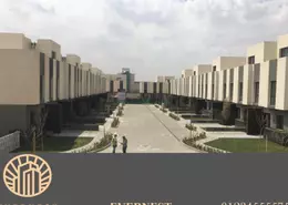 تاون هاوس - 4 غرف نوم - 4 حمامات للايجار في كمبوند البروج - كمبوندات الشروق - مدينة الشروق - القاهرة