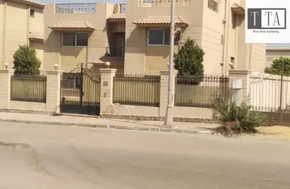 فيلا - 5 غرف نوم - 5 حمامات للبيع في رويال سيتي - كمبوندات الشيخ زايد - الشيخ زايد - الجيزة