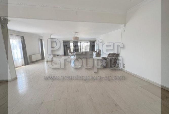 8035300 - Property Image 2