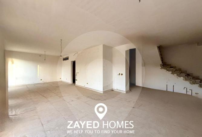 8351605 - Property Image 2