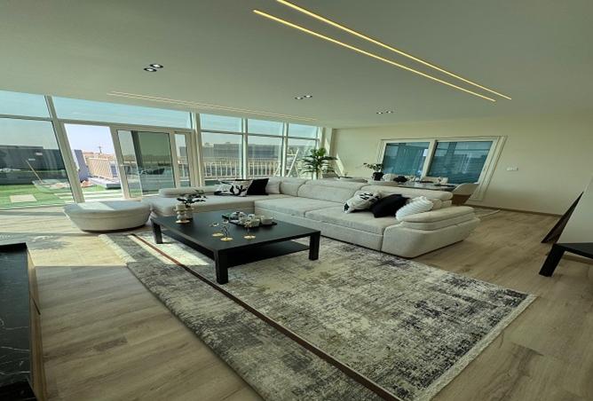 8028634 - Property Main Image
